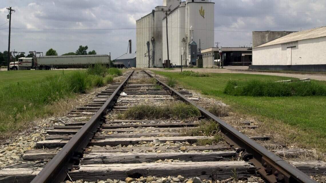 Driver of John Deere tractor killed in crash with BNSF train, Kansas troopers say