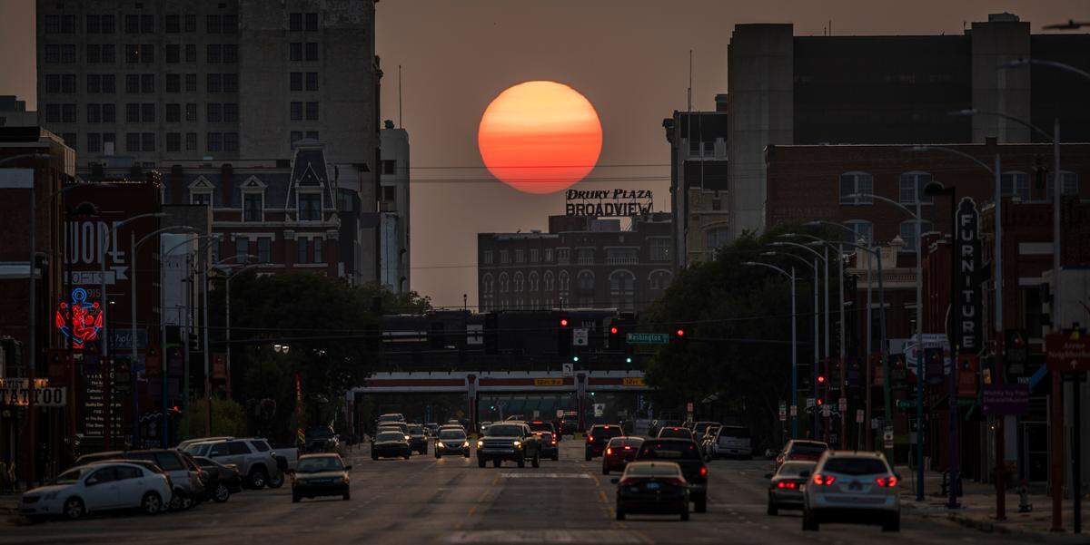 Looking west on Douglas Ave. on September 21, 2020. The city is working on what it calls “traffic signal optimization” on Douglas from McLean to Hydraulic, and the end result should mean that people driving on the main downtown thoroughfare will catch more green lights more often.