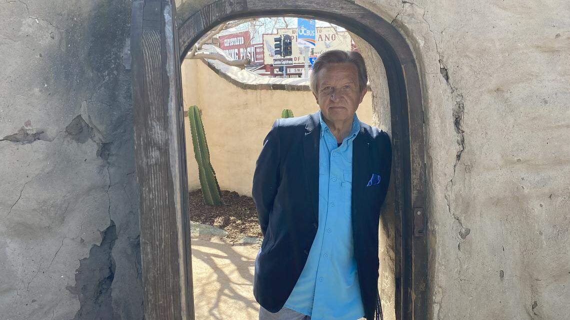 Veteran Wichita actor, teacher Tom Frye sets ‘Stages’ in his memoir