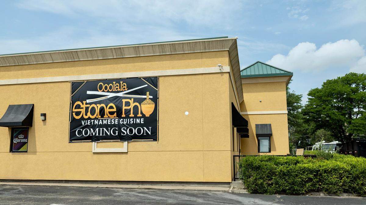 Ooo LaLa Stone Pho is taking over the restaurant space at 1415 W. Pawnee previously occupied by Chuyitos Birrieria.