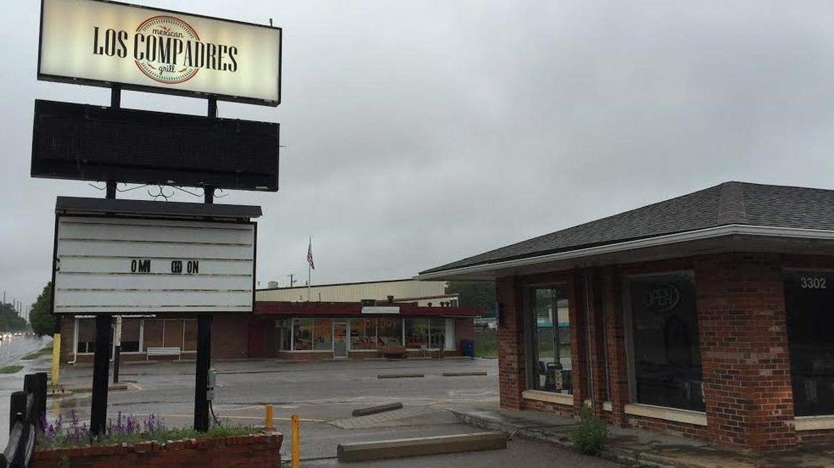 Burgers Central will open soon in the spot at Central and Zoo that was most recently occupied by Los Compadres.