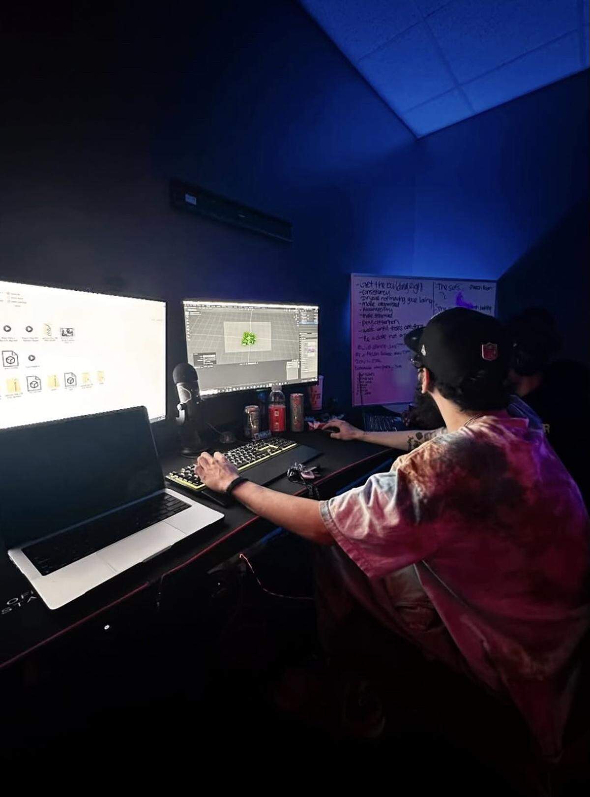 The new CR8RHub will offer a range of services for content creators who are looking for help with networking, improving their skills and growing their social media presences.