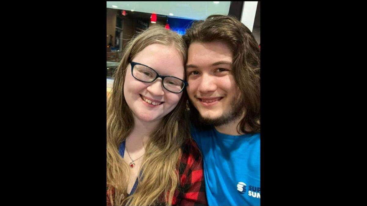 A joint funeral service will be held Monday for Alyna Elder and Nathaniel Ashworth, the young Kansas couple killed following a wreck Sunday just east of Derby.