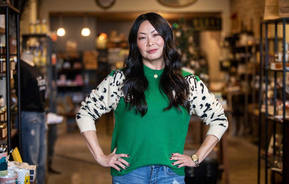 Kelsey Metzinger is the owner of the Bungalow 26 boutique in Delano, where she also serves unofficial real estate and public relations roles.