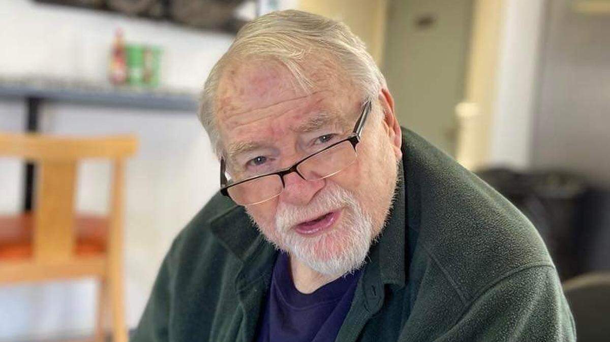 Larry Towns, the longtime owner of Wichita Fish Co., died on Monday at age 77.