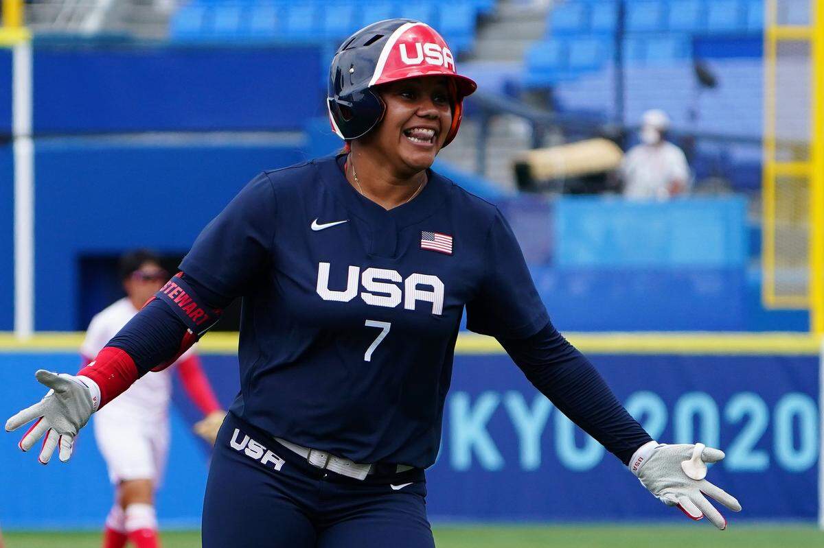 Kelsey Stewart-Hunter is a two-time national champion in college, a professional athlete and an Olympic silver medalist in her softball career.