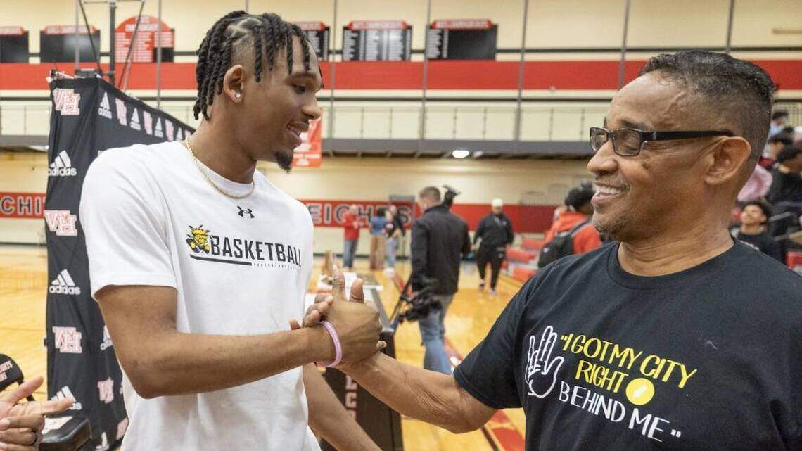 ‘Family is behind you’: Why Heights basketball star TJ Williams signed to Wichita State