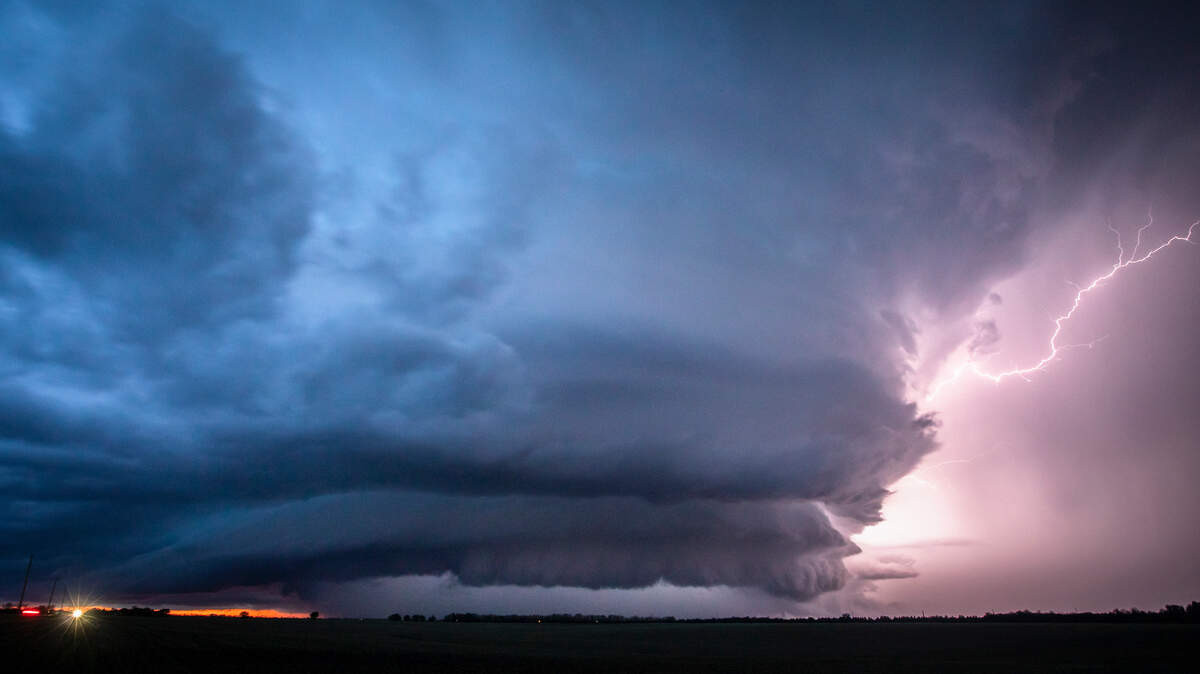 Rain, lime-sized hail, tornadoes in Kansas weather forecast | Wichita Eagle