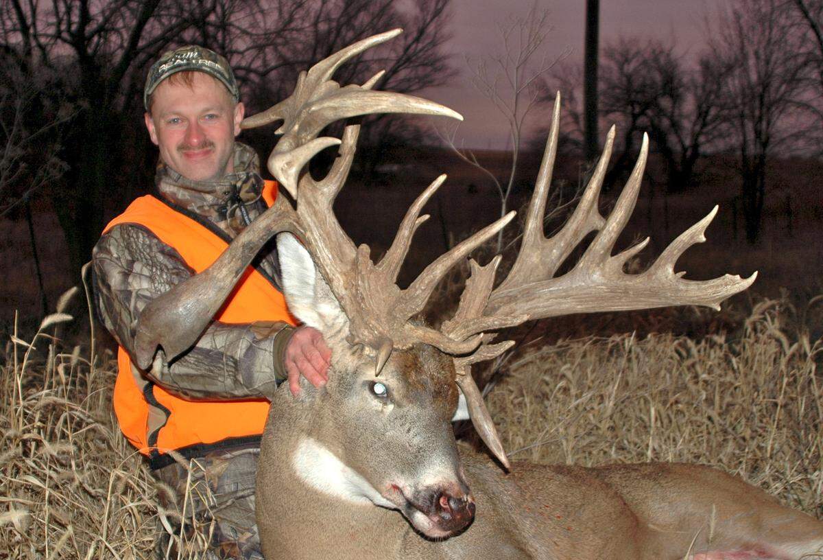 Western New York native Gerald Rightmyer shot this buck, nicknamed “Grandpa” by locals, during a 2006 swap hunt in Morris County.