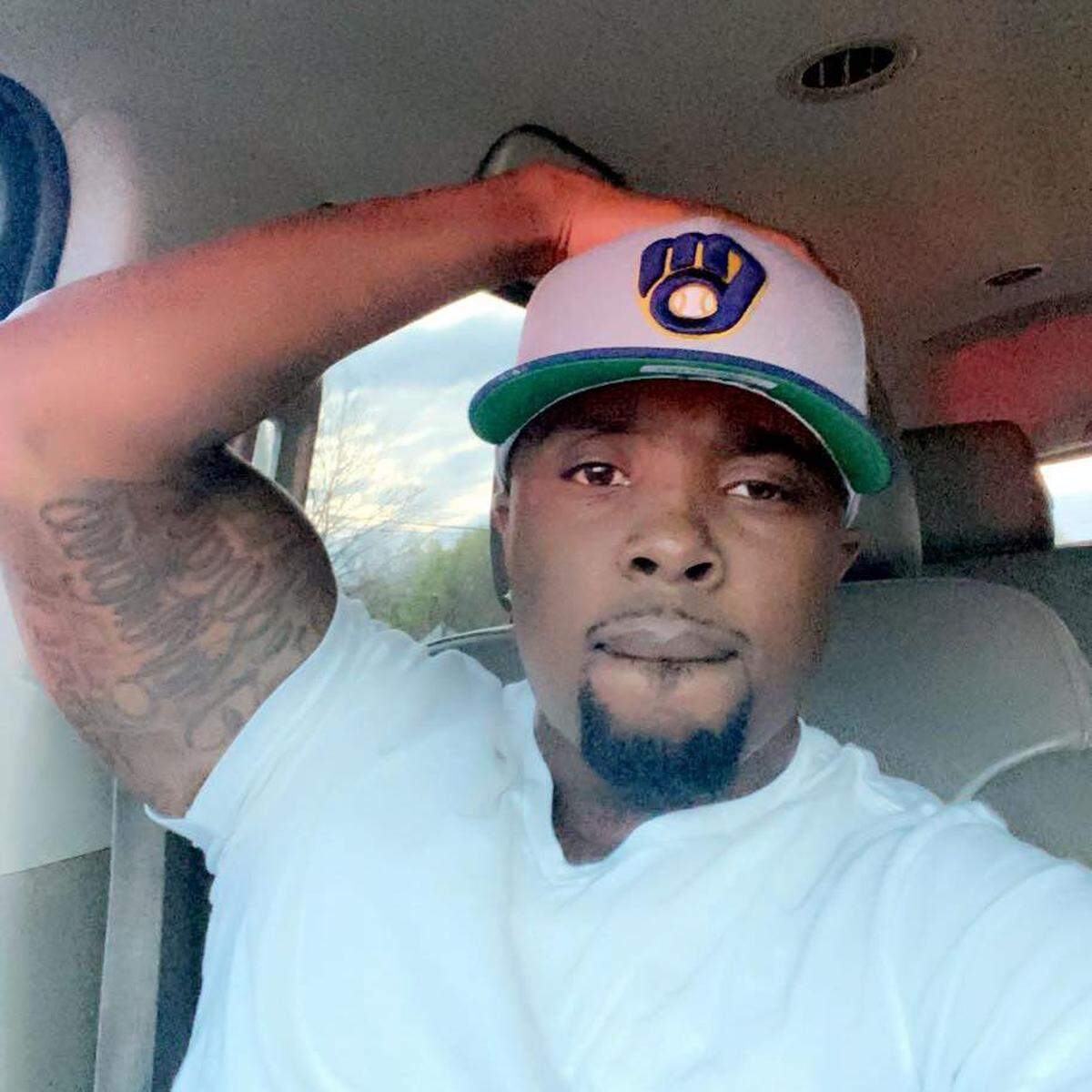 Nyron Jonnel Bowen