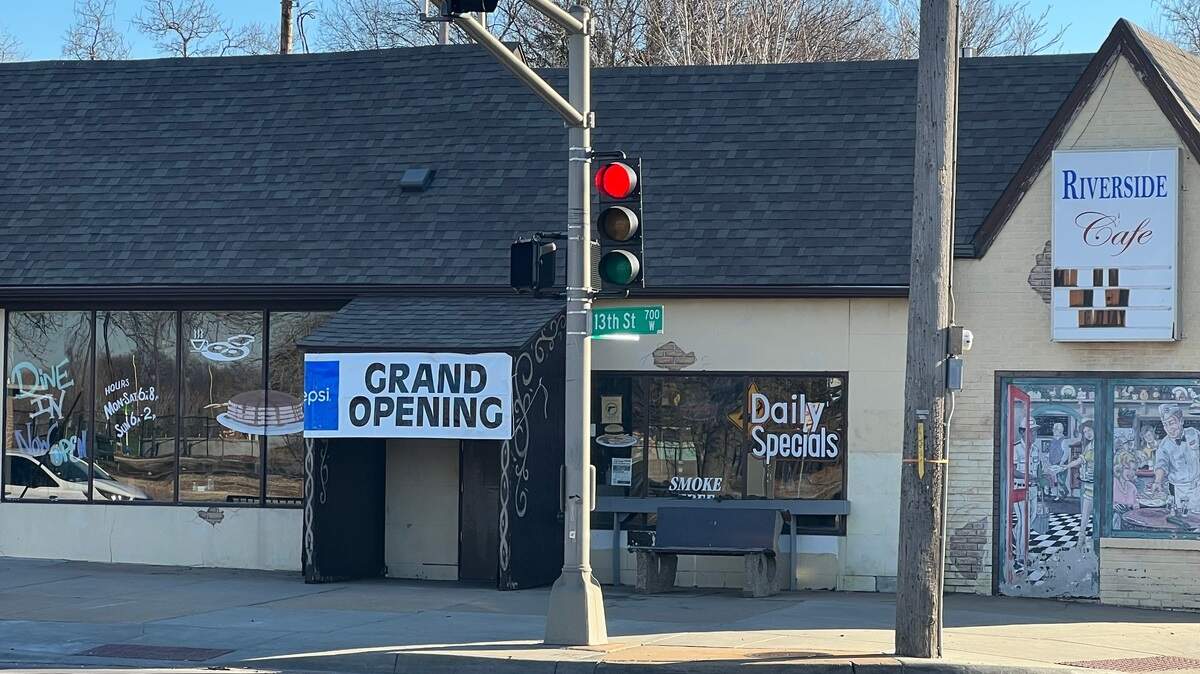 It’s way later than he had hoped for or planned, but Paul Cohlmia finally is reopening his Riverside Cafe at 13th and Bitting this week.