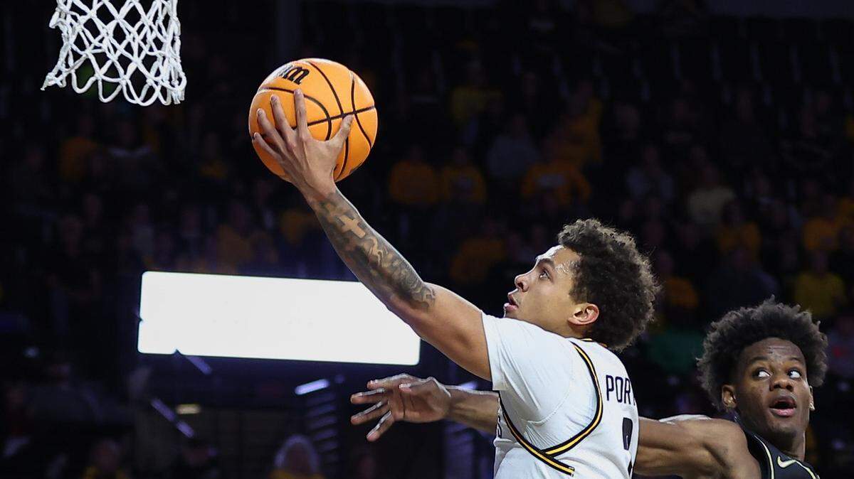 Wichita State senior Craig Porter came up clutch with several key baskets for the Shockers in their 91-89 double-overtime win over SMU at Koch Arena on Sunday.