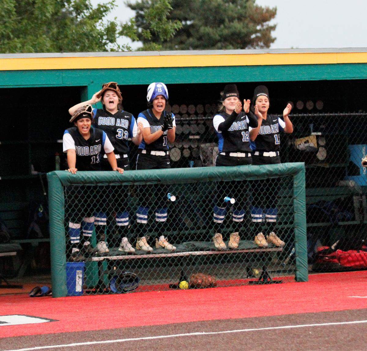 Goddard’s Jazleen Salas, Bailey Kimbell, Anahi Nunez, Lynsey VanMetre and Krystal Castorena