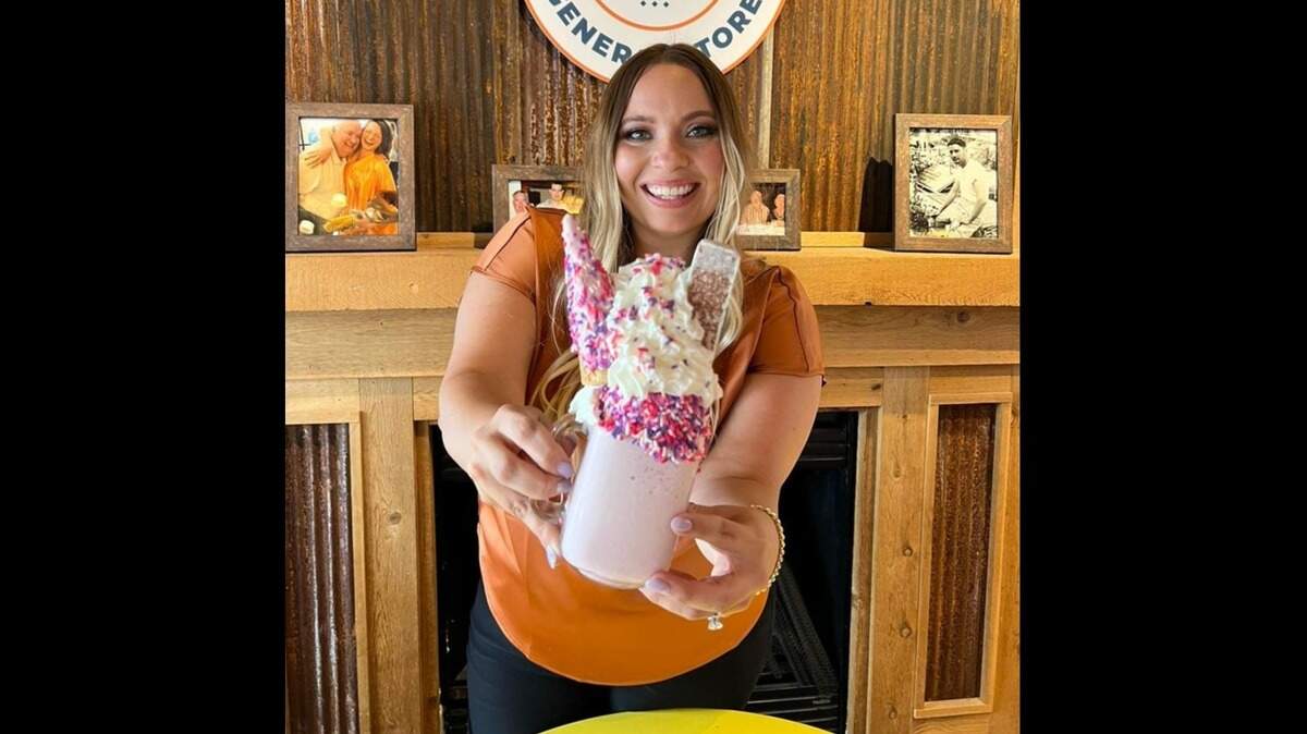 Papa’s General Store’s owner is adding a northwest Wichita location where he’ll sell his signature “extreme shakes.”
