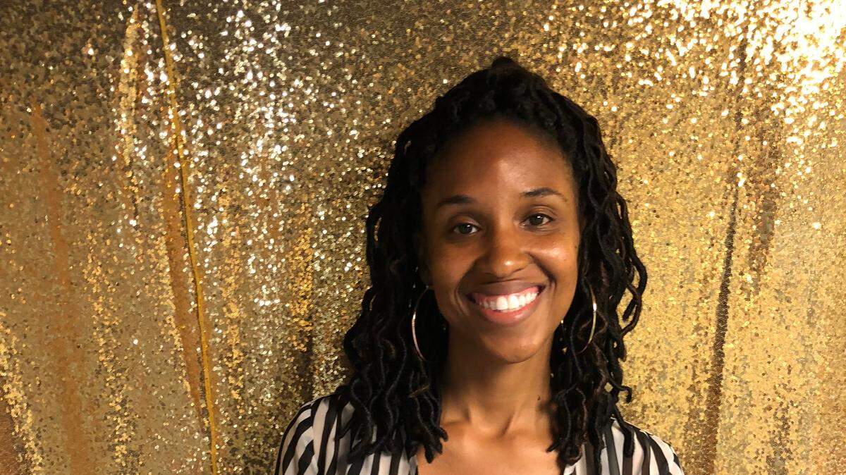 Ravon Kirkendoll says it was her sister who first suggested she start painting bellies. Specifically, pregnant bellies.