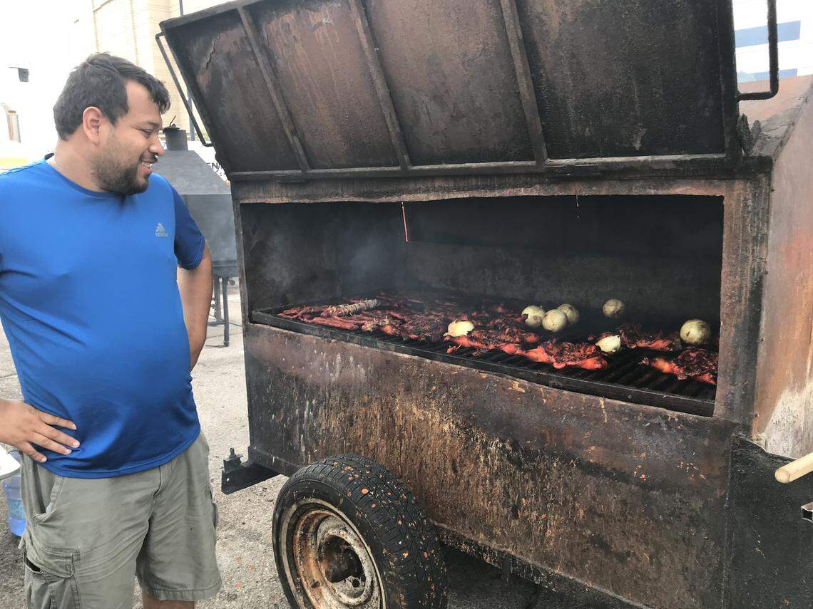 El Pollo Dorado is an outdoor operation that specializes in mesquite-grilled chickens.