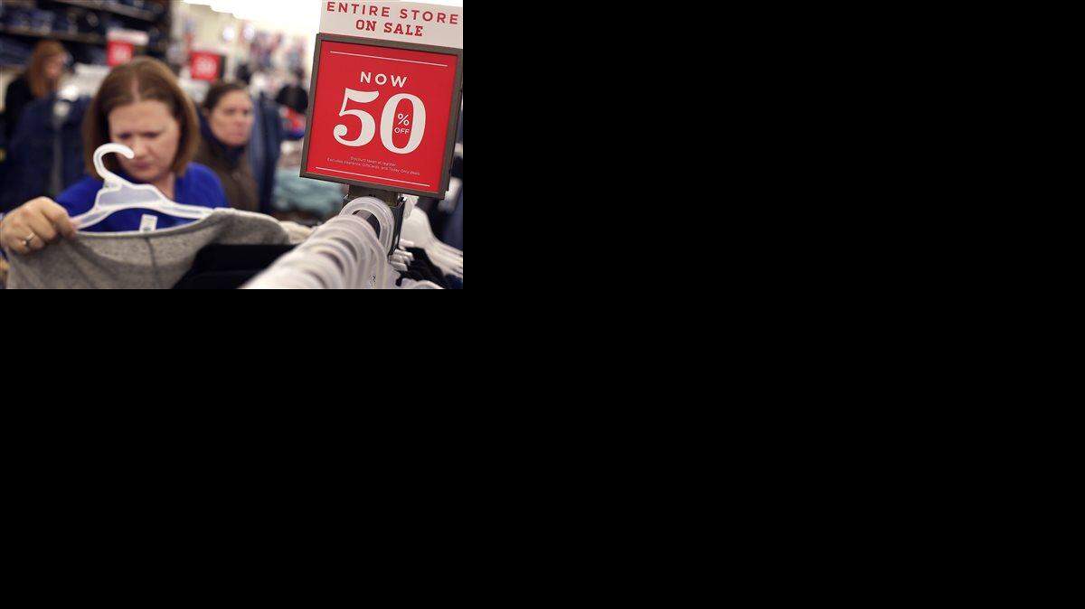 Janae Melvin shops for gifts at Old Navy in Kansas City, Kan. (Nov. 28, 2015)