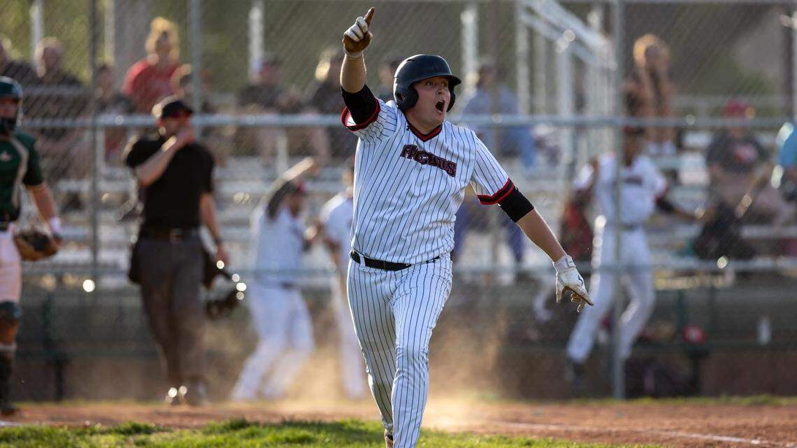 Alum coach returns to help lead Wichita Heights baseball to a City League title