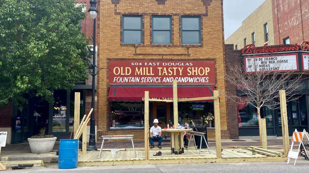 A deck is currently under construction on the street in front of Old Mill Tasty Shop, and the restaurant’s fans are wondering what’s going on.