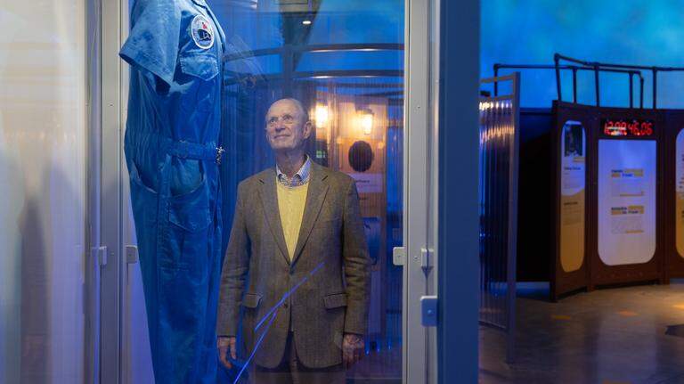 Wichita native discovered Titanic in secret mission. New exhibit tells his story