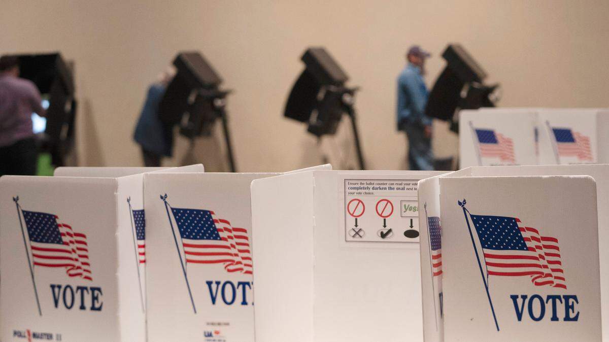 Early morning voters fill Grace Presbyterian in Wichita to vote in the Kansas midterm election on November 8, 2022.