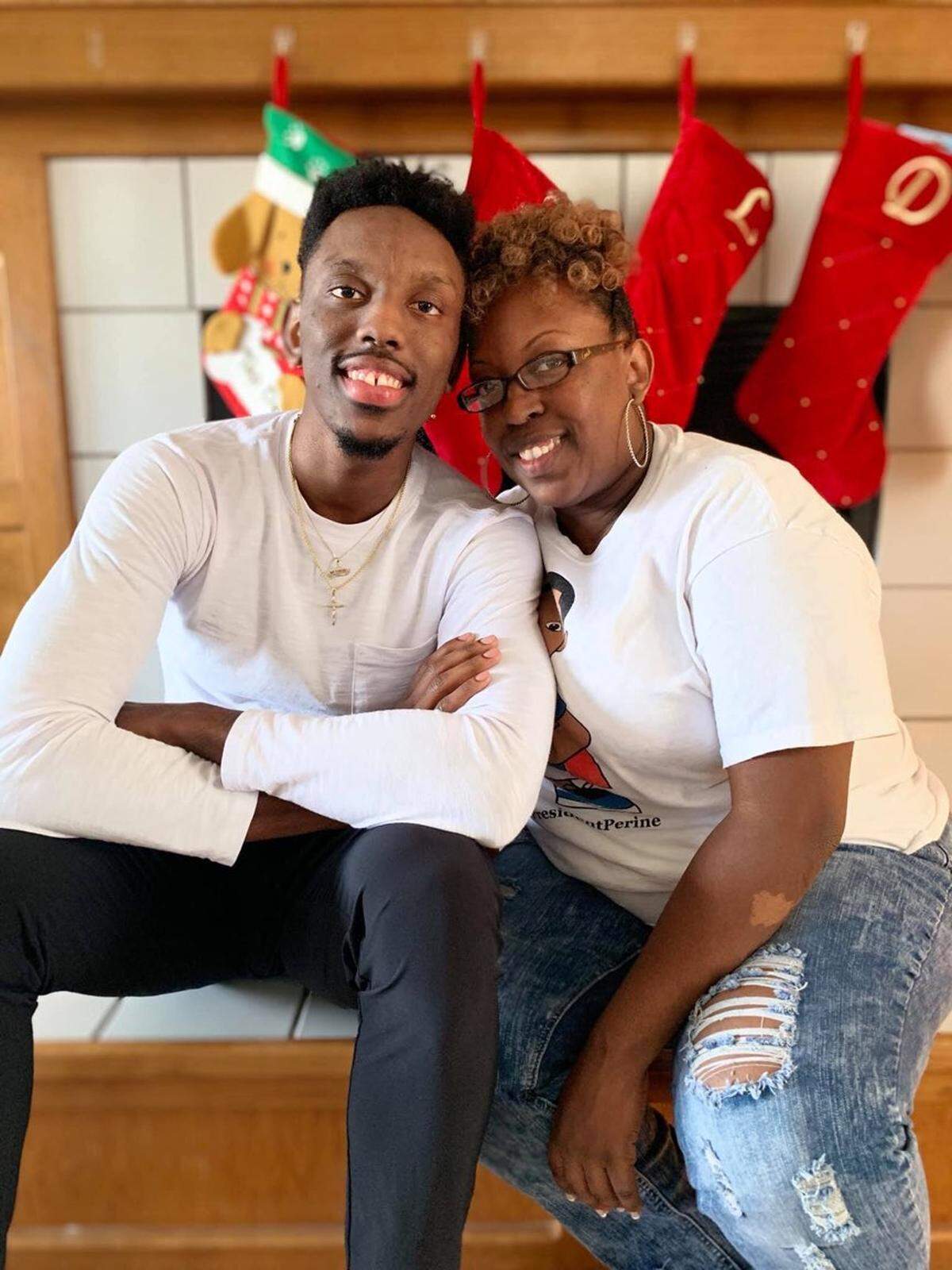 Samajae Haynes-Jones and his older sister, Shaunita Phillips.