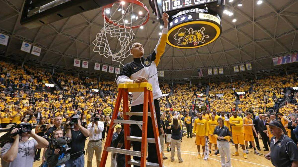 D.J. Bowles still reflects fondly on his time at Wichita State nearly nine years after he collapsed at Koch Arena, as heart issues prevented him from ever playing in a game for the Shockers.