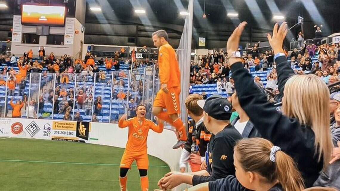 Wings’ second-half shutout good for a victory over Springfield Demize