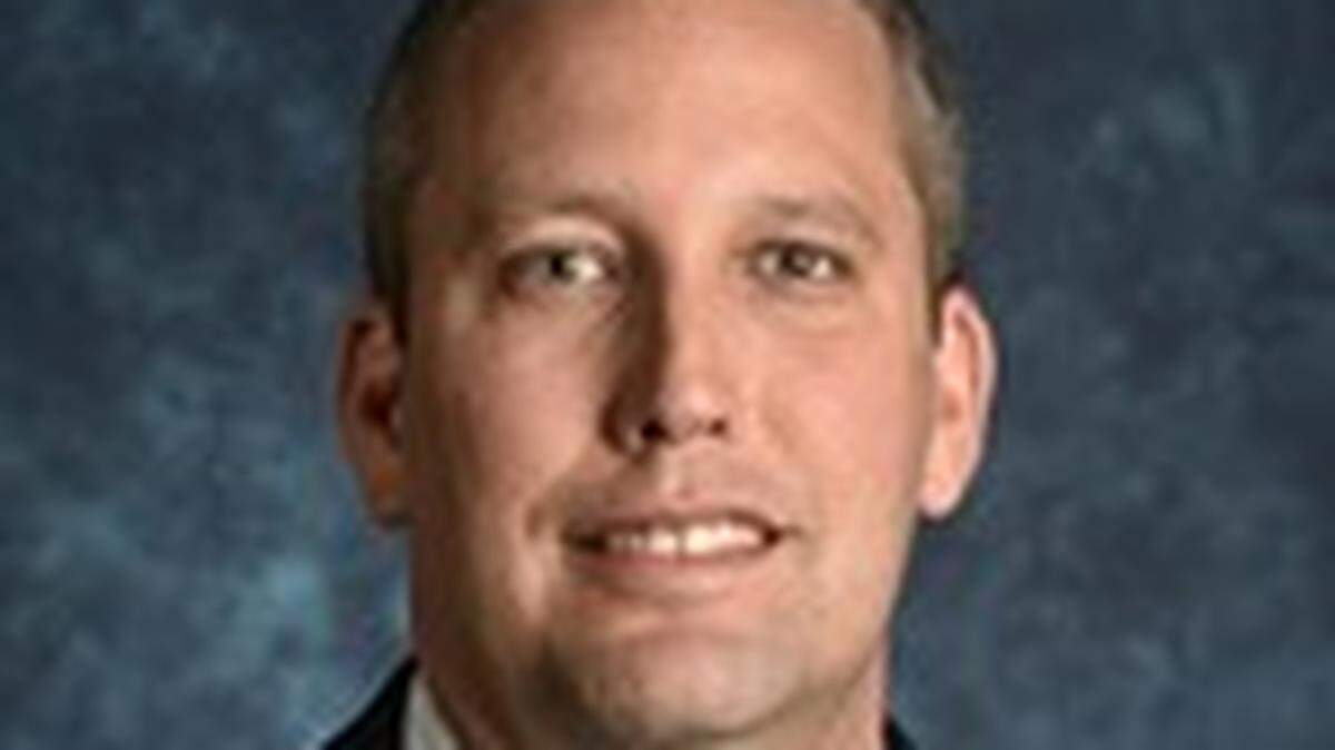 According to reports, Wichita State has hired New Mexico State associate head coach Lou Gudino to replace Donnie Jones as the team's third assistant coach. Gudino comes to WSU from New Mexico State where he worked under Chris Jans, a former Gregg Marshall assistant.