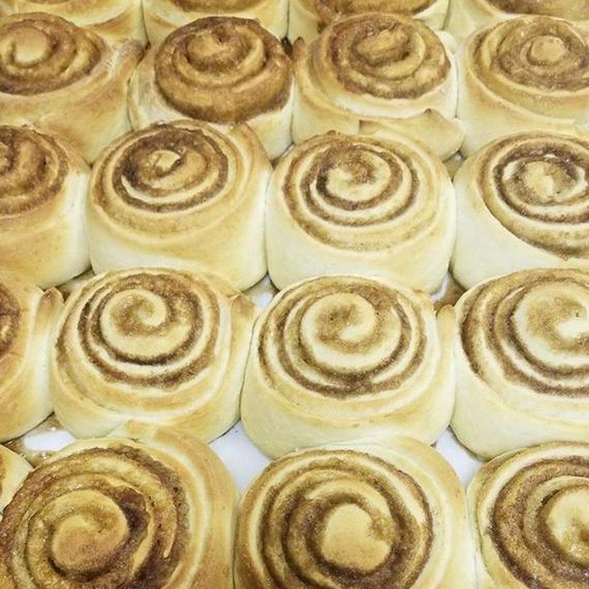 The just-opened Weirdough Bakery specializes in things like cakes, pies and homemade cinnamon rolls.