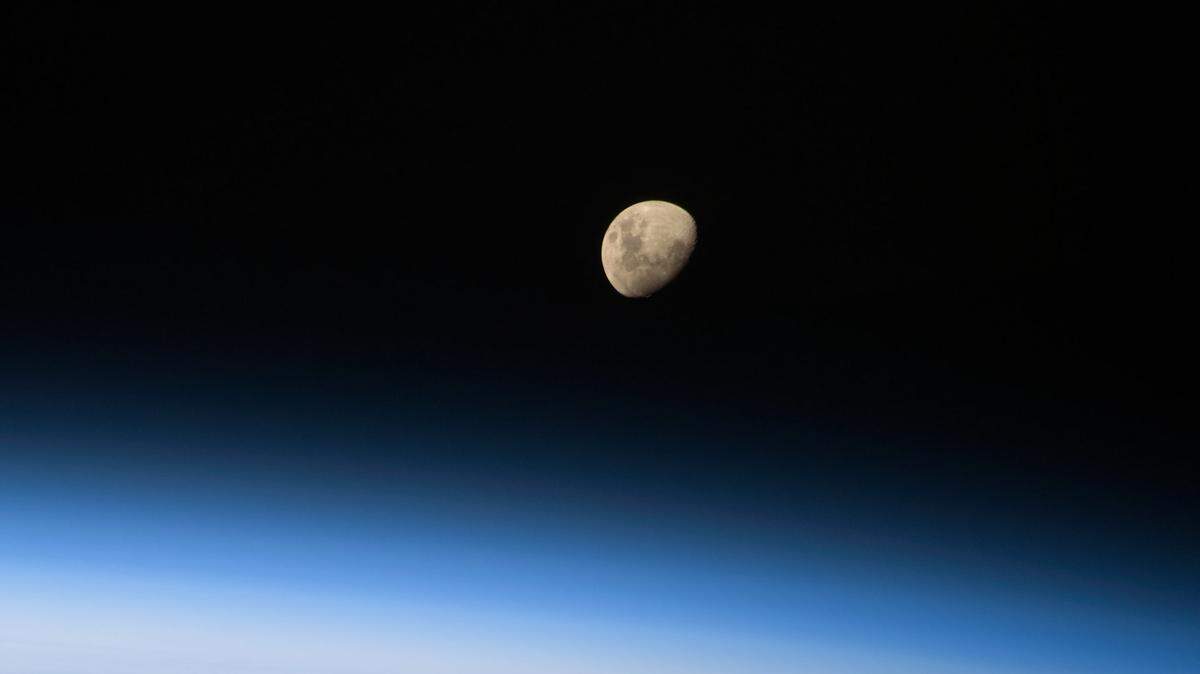 Moonrise, a film about mankind’s facination with the moon, features lunar images and timelapse photography.