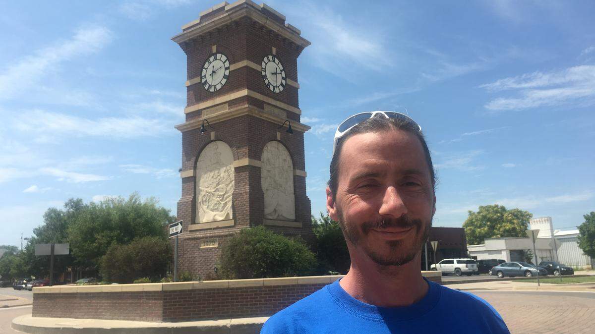 Delano photographer and resident Christopher Parisho has started a petition against Tight Ends, a proposed business for a new development at the northeast corner of Kellogg and Seneca. He says he and others don’t mind a sports bar, but they don’t want scantily-dressed women and double entendres.