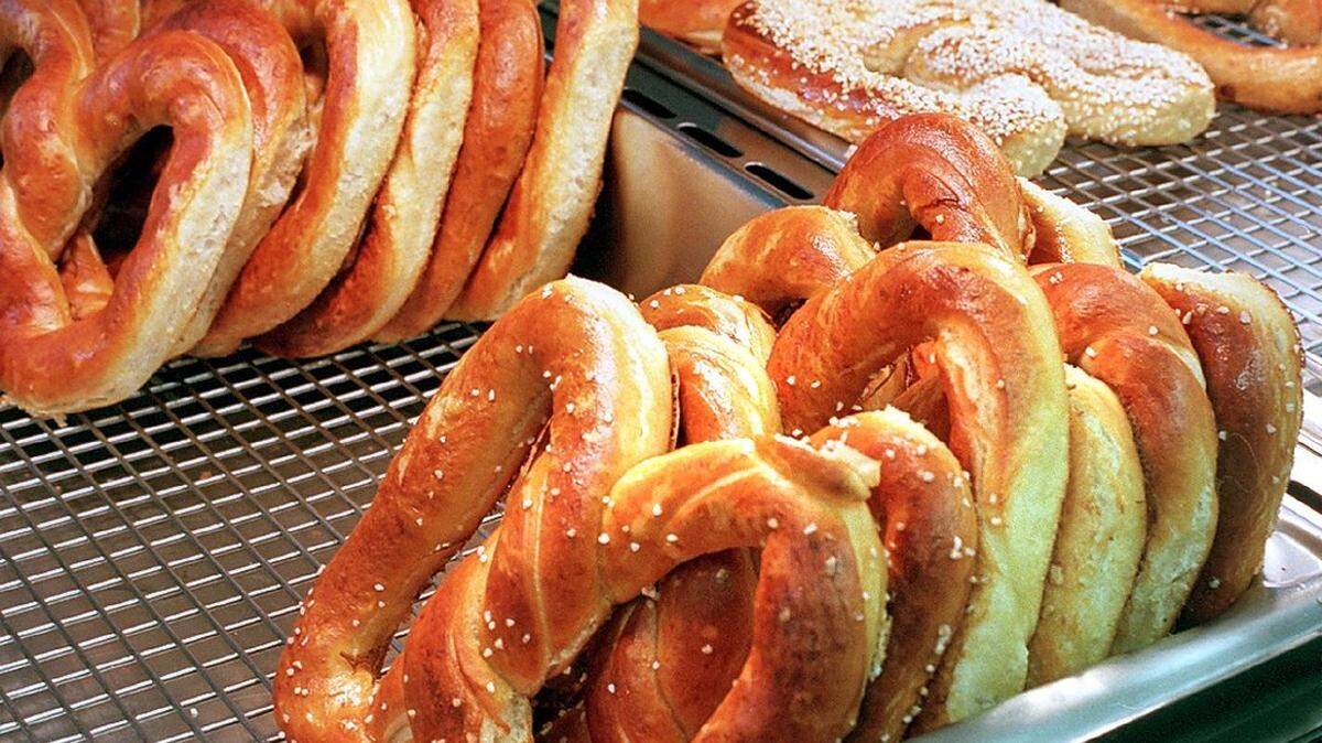 Soft pretzels, like the finished tray above, attract plenty of attention from snackers because of the low-fat content.