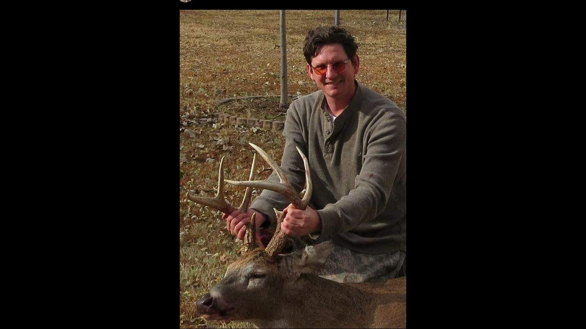 Eagle reporter Chance Swaim poses with his 2019 white-tailed buck. He arrowed this deer in early November while hunting from the ground.