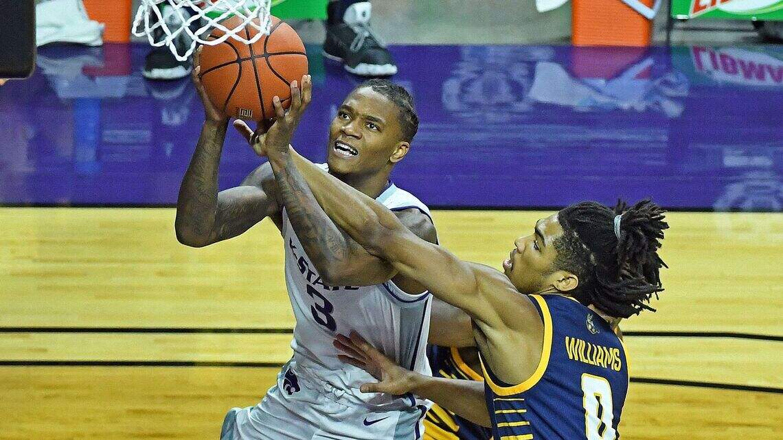 How Kansas State took control against UMKC and won its first game of the season
