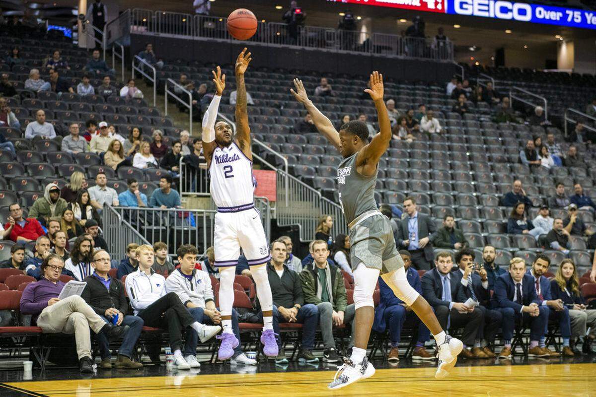 Mississippi State guard Iverson Molinar (5) had 17 points, five rebounds and five assists against Kentucky in UK’s 78-73 overtime win over the Bulldogs on Jan. 2.