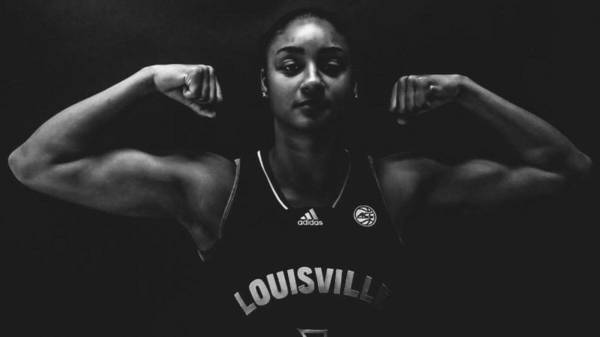 Heights star Zyanna Walker verbally committed to the Louisville women’s basketball team on Tuesday.