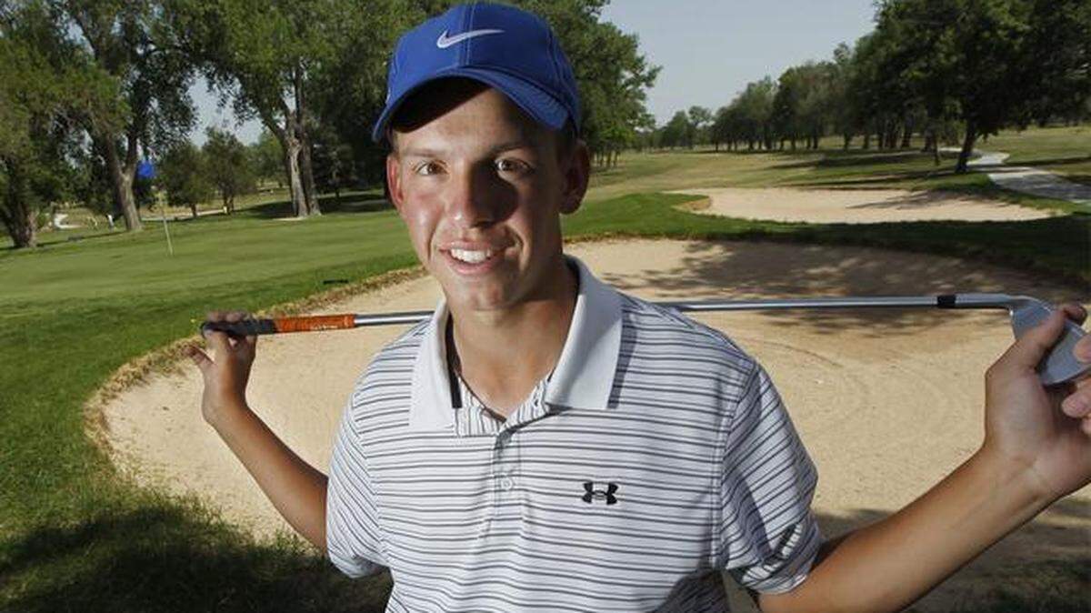 Wichita native Sam Stevens, a 26-year-old Kapaun Mt. Carmel alum, earned his PGA Tour card in dramatic fashion on Sunday in the Korn Ferry Tour’s season finale.