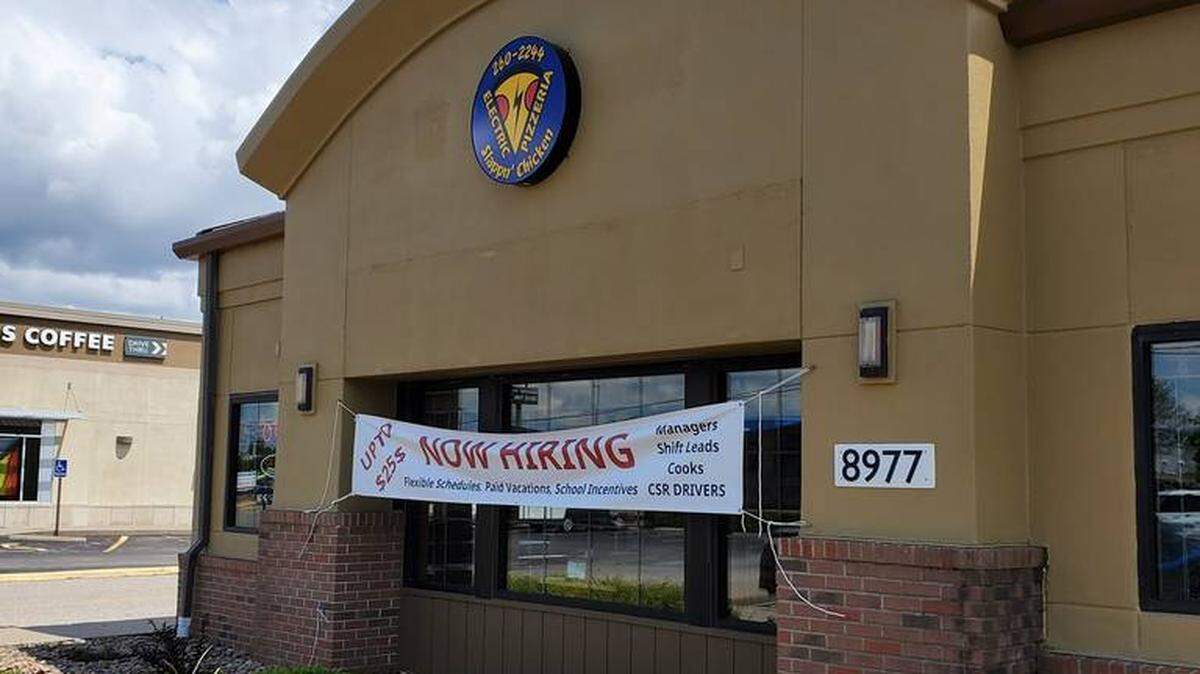 The Electric Pizzeria near Central and Tyler has closed after three months, and a new Cajun restaurant will soon take its place.