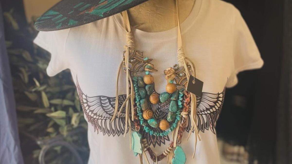 Designer Rebecca Simpson once again has a store, albeit a small one. Reb Boutique Design Studio is opening in Goddard.