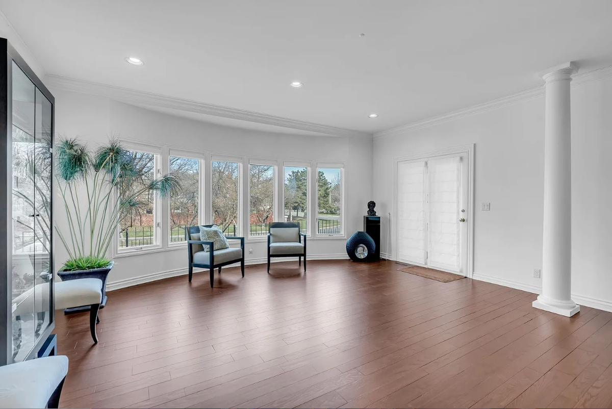 A look inside 1440 N Gatewood St.