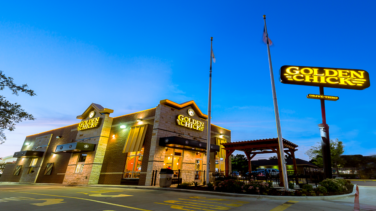 Golden Chick, a Texas-based restaurant chain that’s comparable to KFC and Popeye’s, is entering the Wichita market later this year.