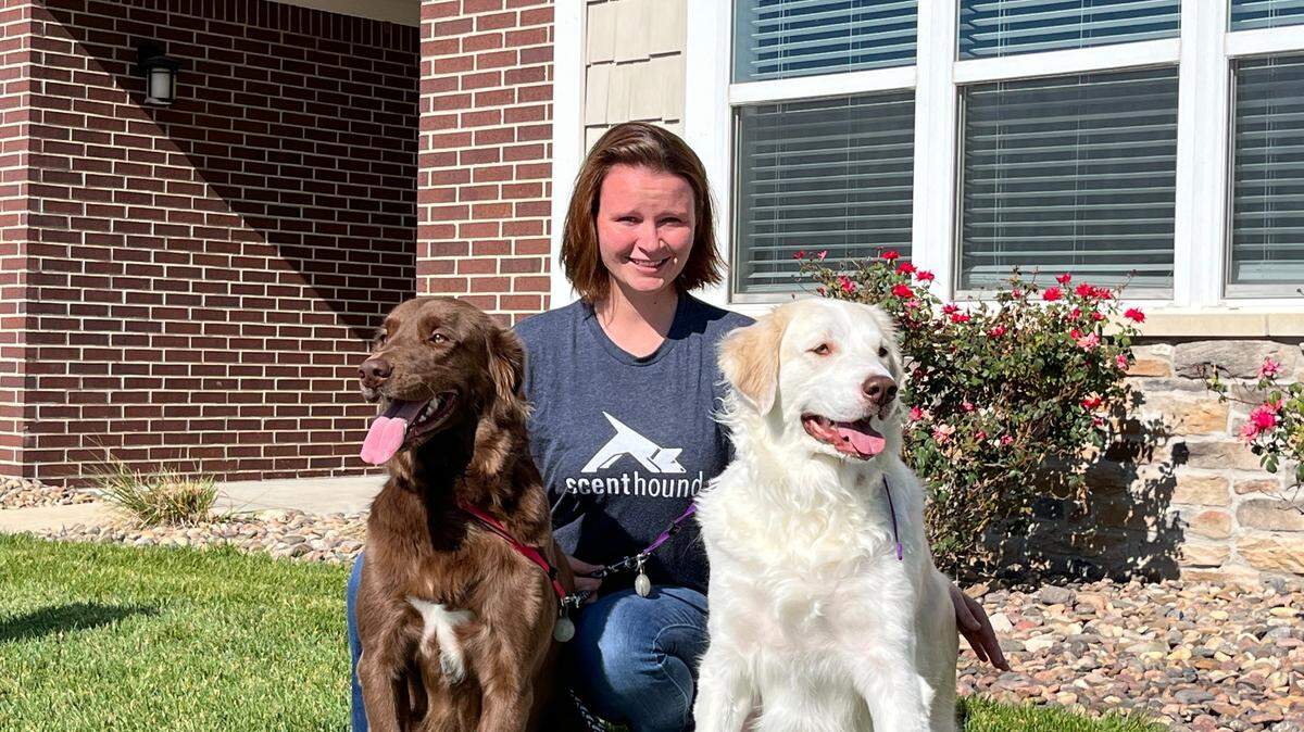 Keely Garza is opening a Scenthound franchise to make it “so easy for dog parents to provide routine care for their dogs.” Her own dogs are Mocha, left, and Joule.
