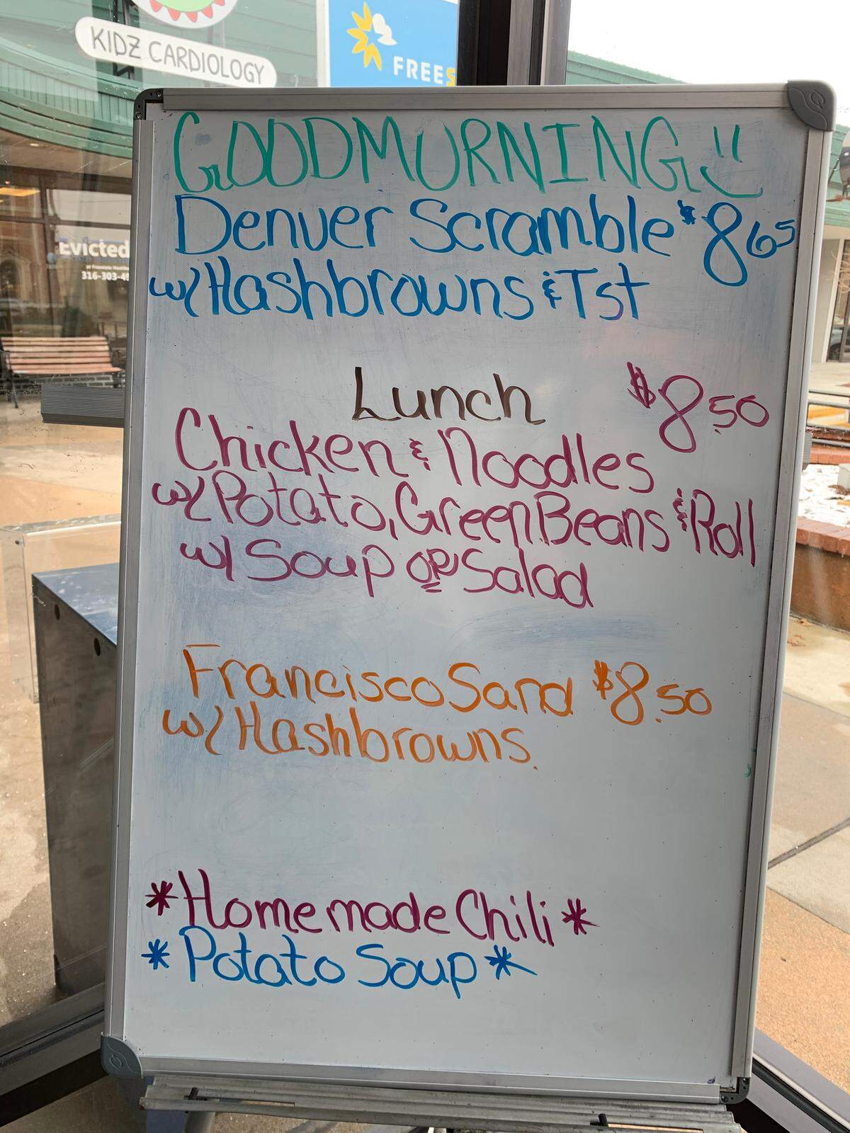 Breakfast and comfort food lunches are on the menu at Livingston’s Cafe.