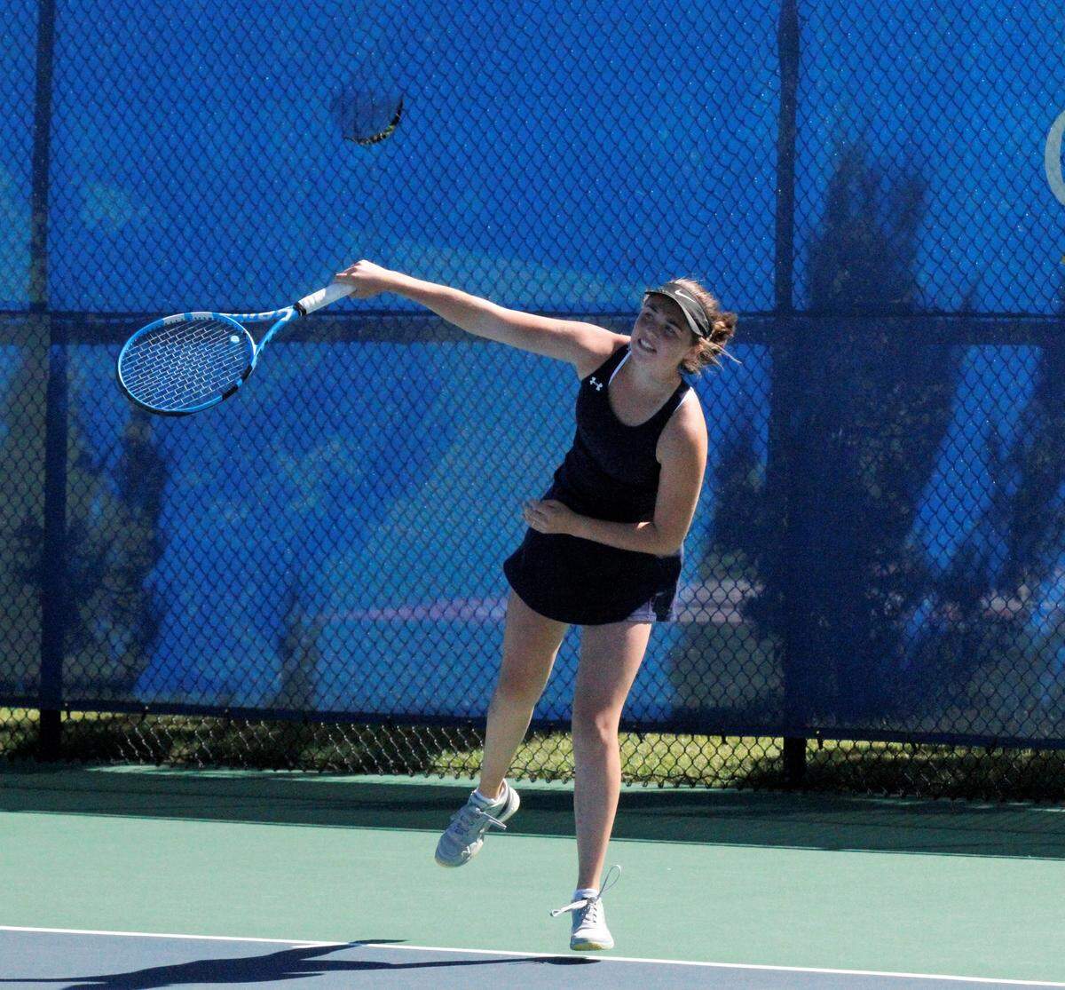 Kapaun sophomore Clara Whitaker took third over her teammate Reagan Boleski at the 2018 Collegiate Tournament of Champions. (Sept. 22, 2018)