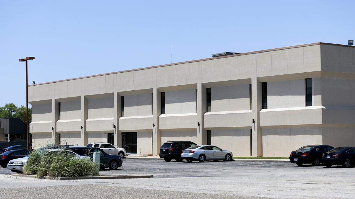 The U.S. Immigration and Customs Enforcement office at 555. N. Woodlawn on Tuesday. (July 3, 2018)