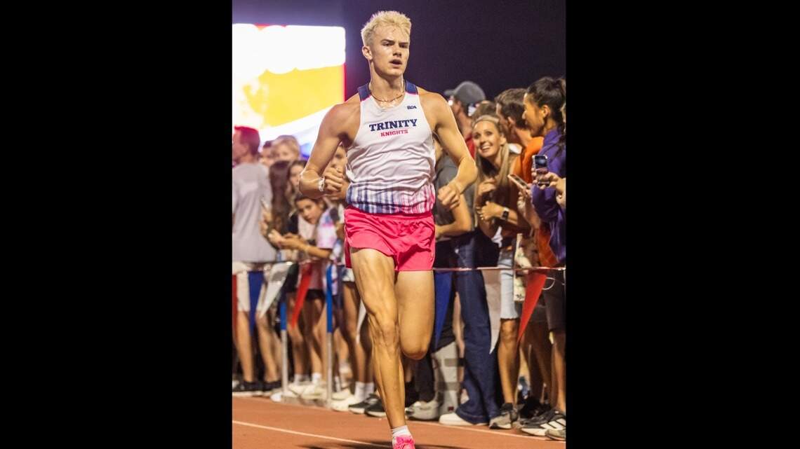 Wichita runner Clay Shively breaks another Kansas high school state cross country record