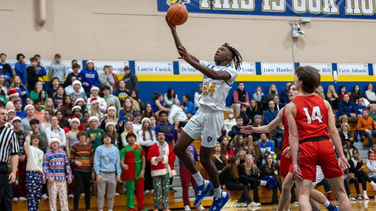 Collegiate freshman Sebastian Hines-Turner scored a game-high 18 points in the Spartans’ 54-42 win over Rose Hill on Friday.