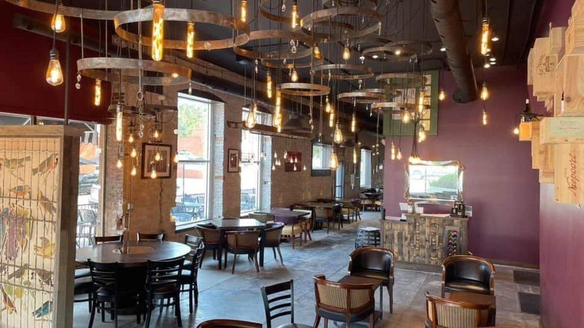 Alzavino Wine Tavern will close in July, just shy of its third birthday.