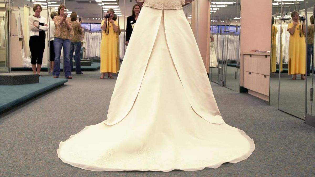 When last we checked with David’s Bridal, the future of the Wichita store was uncertain, but now it’s celebrating a grand reopening.